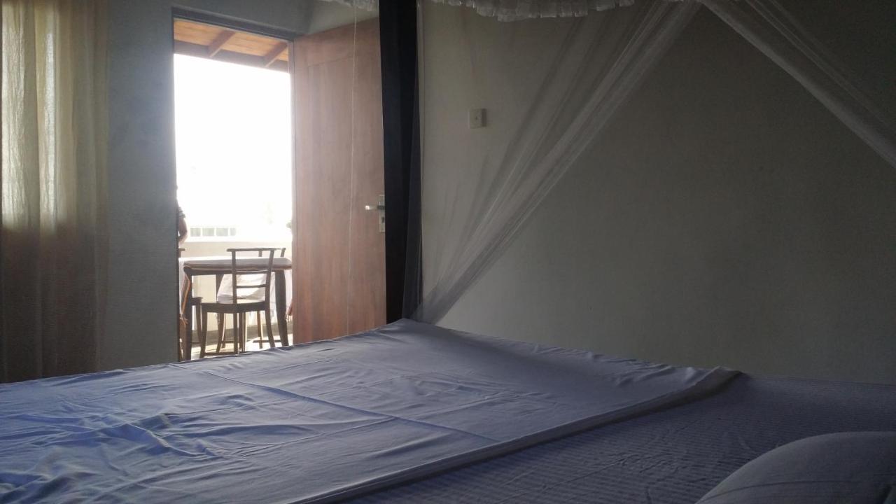 Maison d'hôtes Ocean On House à Unawatuna Extérieur photo